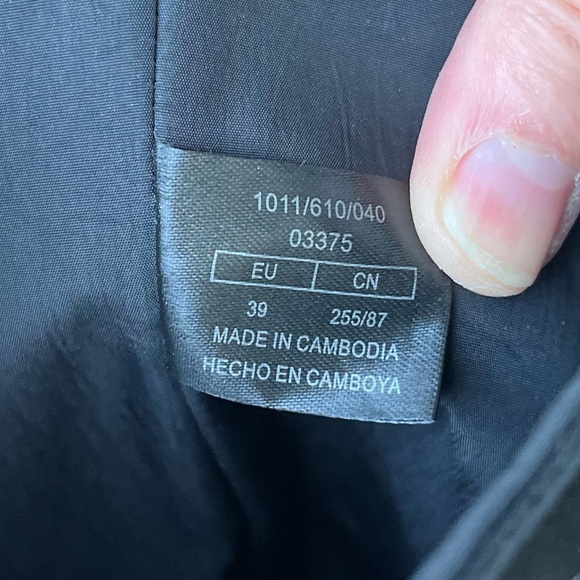 Zara Wm’s Lug Sole Pull On High Boots In Black Sz 39 EU Sz 8 US - Picture 4 of 16